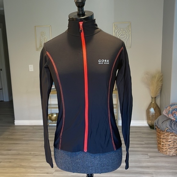 Gore Bike Wear Windstopper Black Soft Shell Full Zip Jacket Size XS - Picture 1 of 7